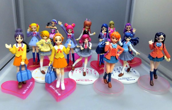 まつまるたかひこ 本日発売の食玩 Hugっと プリキュア キューティーフィギュア2 購入 久々の変身前 妖精枠のラインナップが嬉しい ハリハム ハリー 予想以上に小さくて驚きました サイズ比較にフィギュアーツ キュアエコーさんの手に乗せて見たり