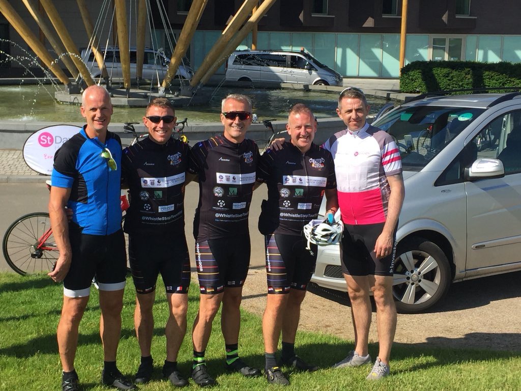 WhistleStopTour's tweet photo. Great to have @England manager Gareth Southgate, @PA and @SkySportsNews wave us off from @StGeorgesPark this morning. Thanks for all of the support! 💪🏽🚴‍♂️ #WhistleStopTour2018 https://t.co/HSy6d5hiL2