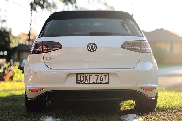 ShaunJay22's tweet photo. Finally installed the white inserts for the rear badge. Lookin fresh. Need some euro plates. Not sure what I should get... 🤷‍♂️ #vw #vwgolf #vwgolfgti #vwmk7 #vwgolfmk7 #golfmk7 #golfgti #gtimk7 #gti #gti7 https://t.co/TTBg8NhG6P https://t.co/X0XUBIUaiv