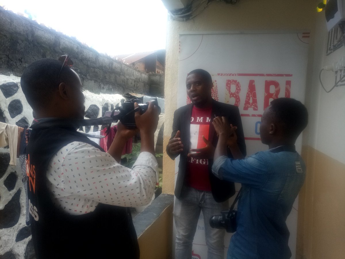 SylvieMazambi's tweet image. La grande force de @habariRDC se situe sur sa diversité d&apos;opinions.dixit @rodrah1 #caféblog #blogimpact