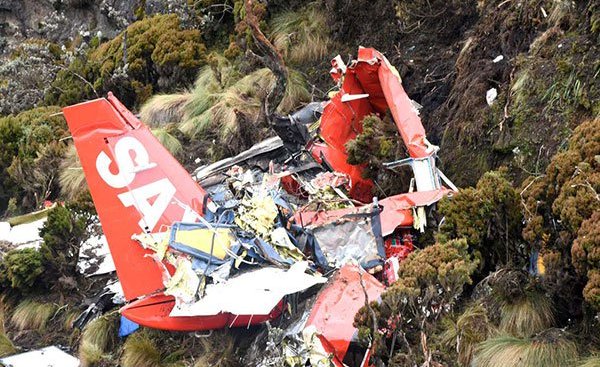 allafrica's tweet image. Operation to Retrieve Plane Wreckage Resumes #FlySAx #Aberdares: allafrica.com/stories/201806… #Kenya