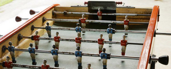 Faut-il acheter un #babyfoot neuf ou un baby foot d'occasion ? Nos réponses et notre avis sur notre blog  :  bit.ly/2sKJskC