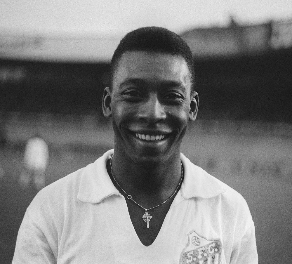 goal's tweet photo. Neymar is now joint third on Brazil's all-time top goalscorer list!  🇧🇷

7️⃣7️⃣ - Pele
6️⃣2️⃣ - Ronaldo
5️⃣5️⃣ - Romario, Neymar https://t.co/J8VsIZnkmi