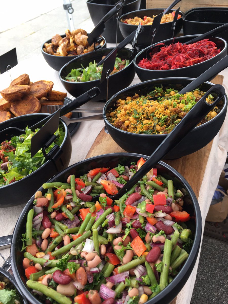 Looking forward to my weekend already! Saturday <a href="/NailseaMarket/">Nailsea Local Market</a> <a href="/nailseapeeps/">Nailsea People</a> Sunday @SheptonMarket Bring on the salads, olives and sunshine! #GlutenFree #veganfood