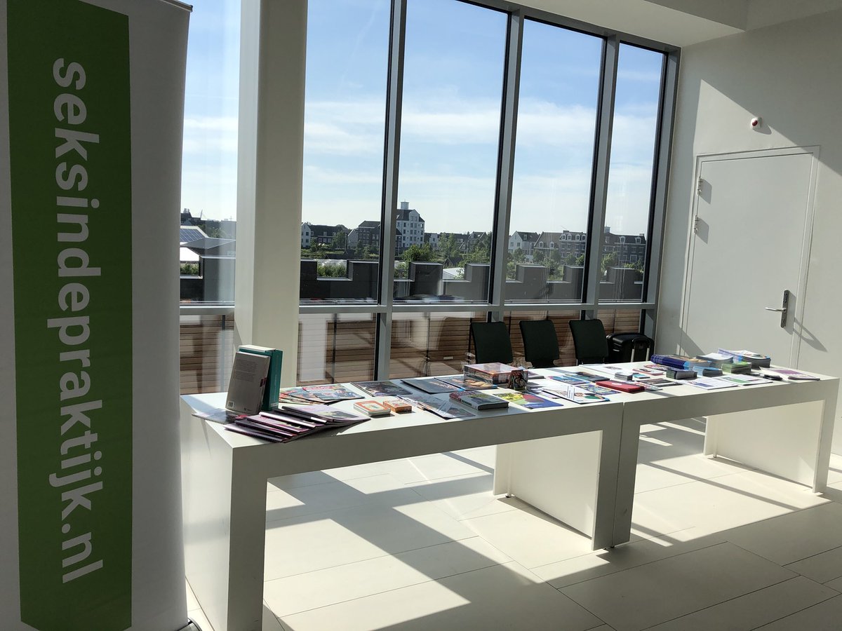 marlies_degroot's tweet photo. Nog even en het congres Kinderen, jongeren en seksualiteit gaat van start! #rinogroep #rinosekscongres https://t.co/sgmYUOoHaa