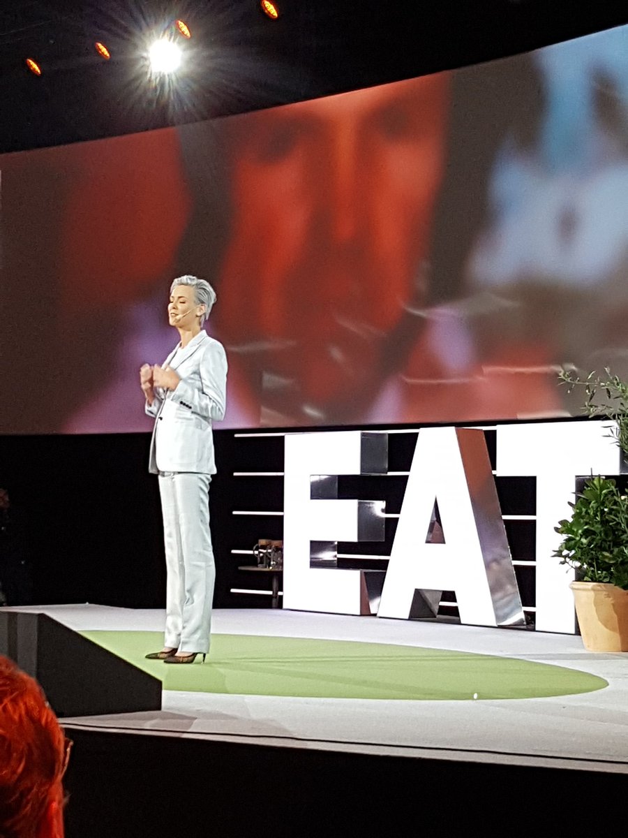 carlsmose's tweet photo. Taking on the greatest challenges of our time @EATforum #EATforum18 @Menigo #foodcanfixit https://t.co/rhAdfejh44