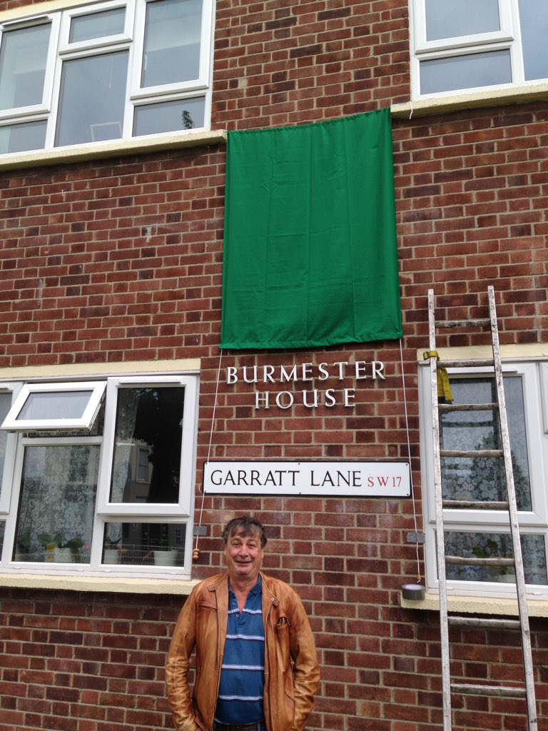 summerstown182's tweet photo. It's time to call in the services of the brilliant Jean-Marc, veteran plaque & curtain fixer from #SPUD182 & #BOB182 Now he's looking after #FirstLadySadie #LostWomenOfBritishJazz #Sadiemania https://t.co/HijntQ1tPV