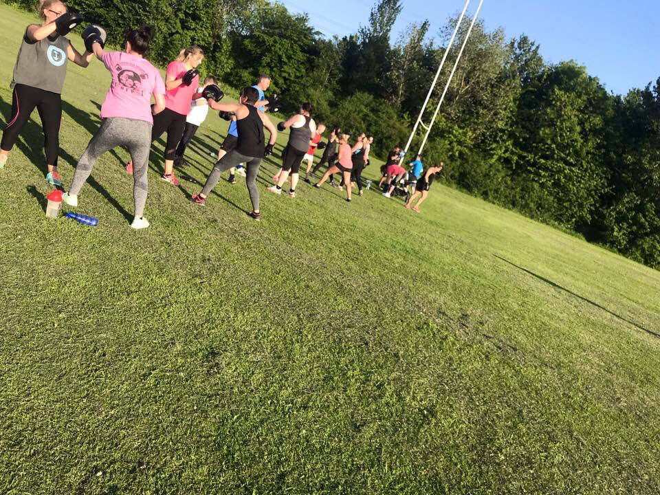 UniqueFitness9's tweet photo. Starting Monday off in style with the outdoor HIIT boxing based classe, mixing it up keeping it fresh and fun 6:30pm!!
Message the page to get book in 🥊💪🏻 https://t.co/Ti0MLfqMEy