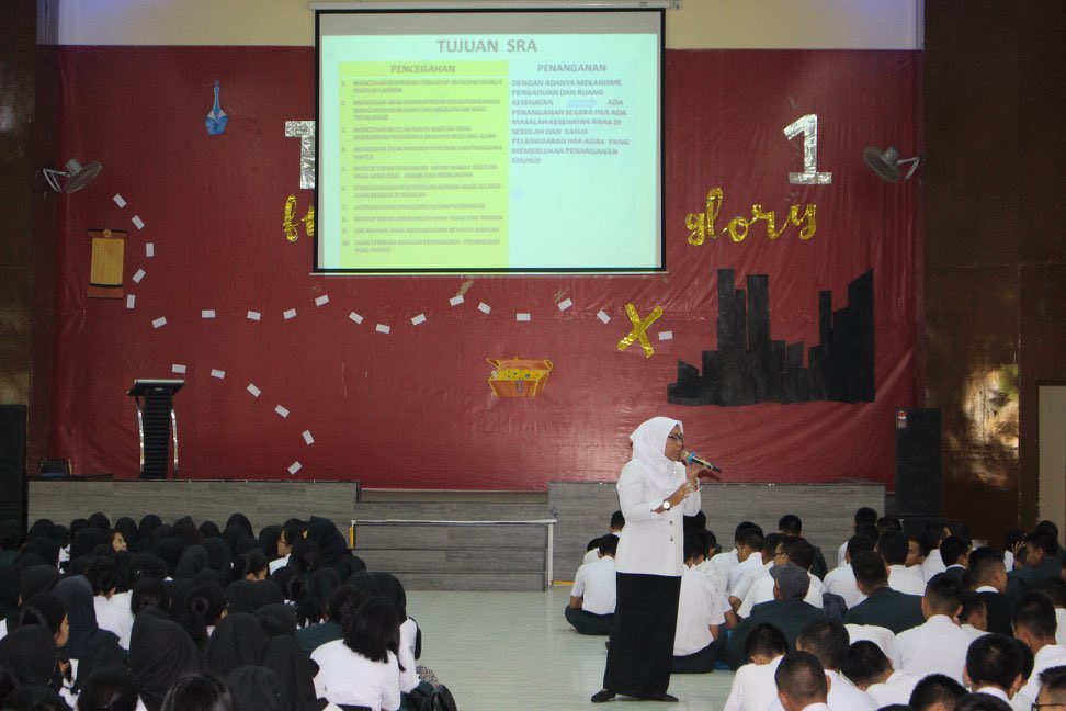 ceritajubel's tweet photo. (31/5) Telah dilaksanakan Sosialisasi Sekolah Ramah Anak dan Pelatihan Hak Anak yang diberikan kepada seluruh Peserta Didik kelas X dan XI SMA Plus Negeri 17 Palembang. https://t.co/mlnuxxeN6i