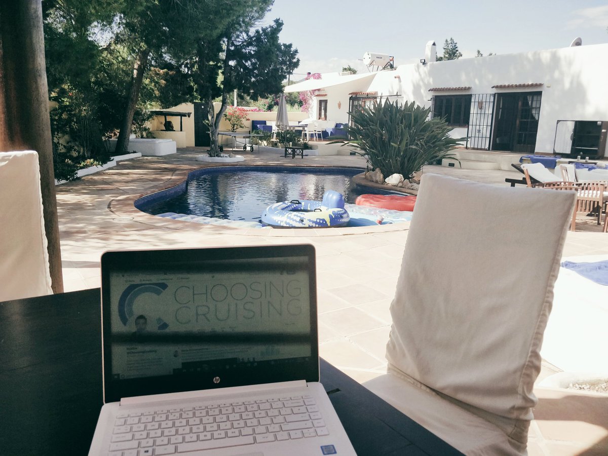 Robbie_White_1's tweet photo. Not a bad view from the office today....#Cruise #Travel #Ibiza #DefinitelyWorking https://t.co/ufxcB8NGzm
