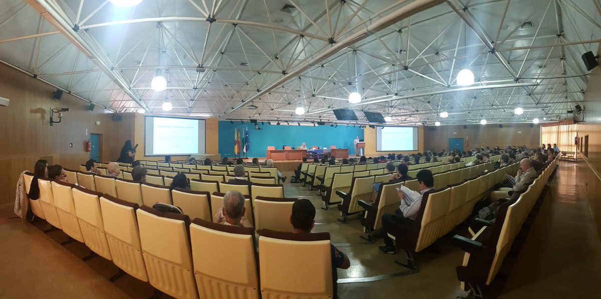 MCIS_Cadiz's tweet photo. Glenn Shafer en su ponencia #IPMU2018 https://t.co/PVkYI59rO6