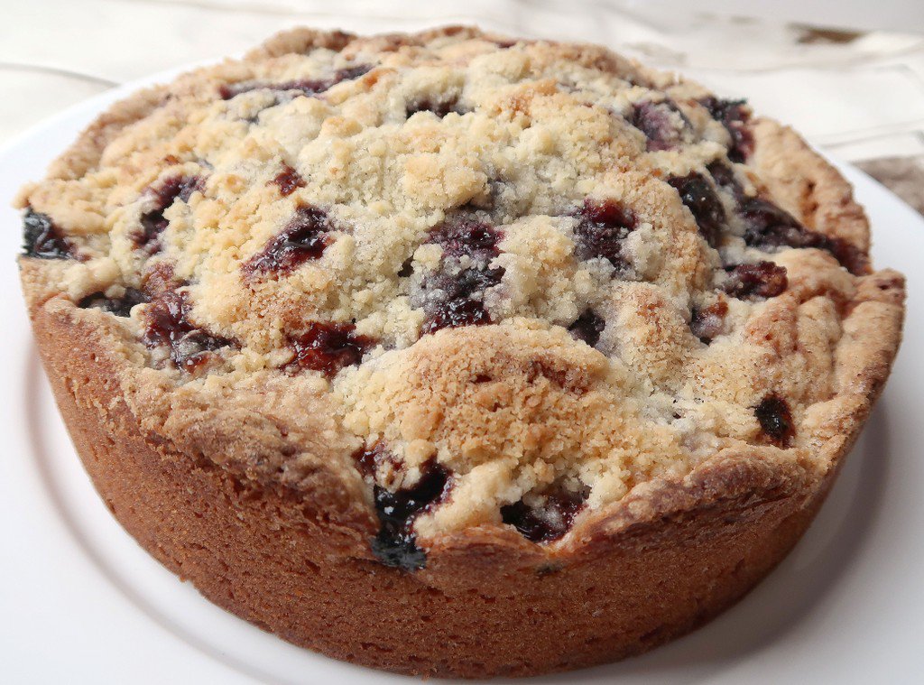 Jos_Kitchen's tweet image. Cherry Crumble Cake &amp;amp; Back To School Cookbook Haul goo.gl/tFkfZY #Recipe #Review #CookbookReview
