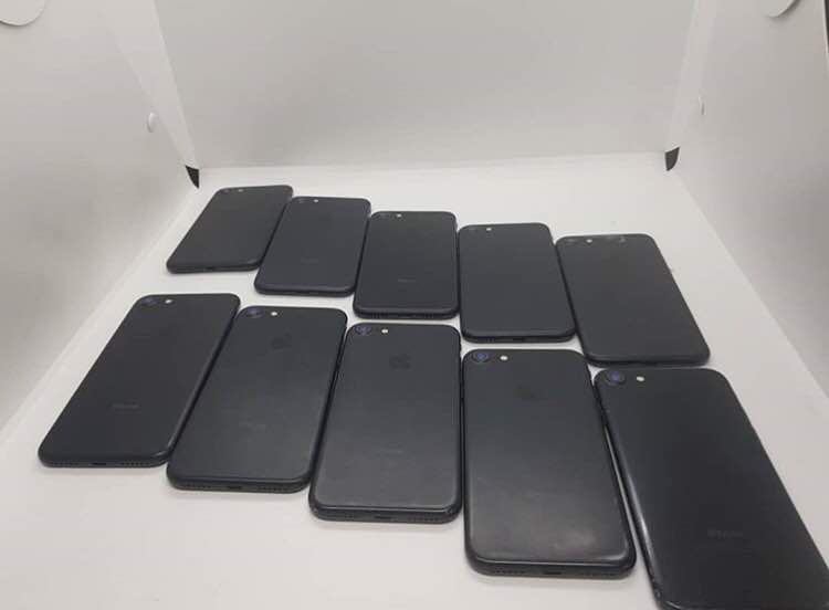 PhonesForAllNg's tweet photo. #Matteblack iPhone 7 available b for 145k. #Bestprice # Best buy #phonesforallng giveaway https://t.co/Nx7MV1C0wF