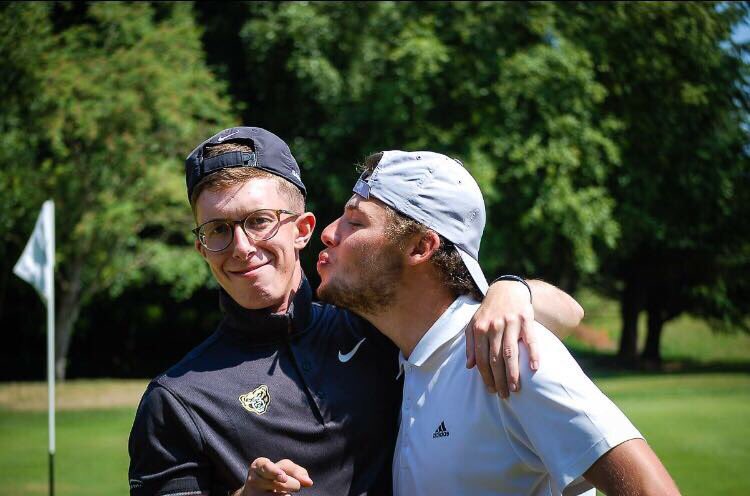 ThatPickrn's tweet photo. Name a cuter couple, I’ll wait. @marcnorton59 https://t.co/Cdoi8vQXSq