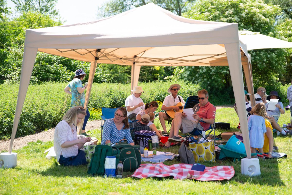 ChiHarbourTrust's tweet photo. Great fun was had by all at the @MaybushCopse Big Lunch event last weekend! @chichesterharbo https://t.co/LRkLkugQBY