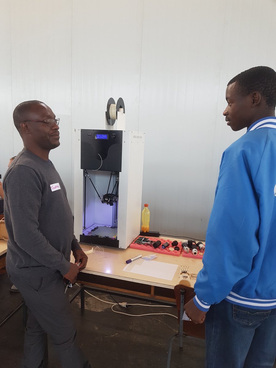 labhackathon's tweet photo. We were so happy that @the3dguys came to #LabHackZim to give a 3D printing workshop. It was great to see 3D printing in action - thank you so much! https://t.co/Wz5PLP2NOz