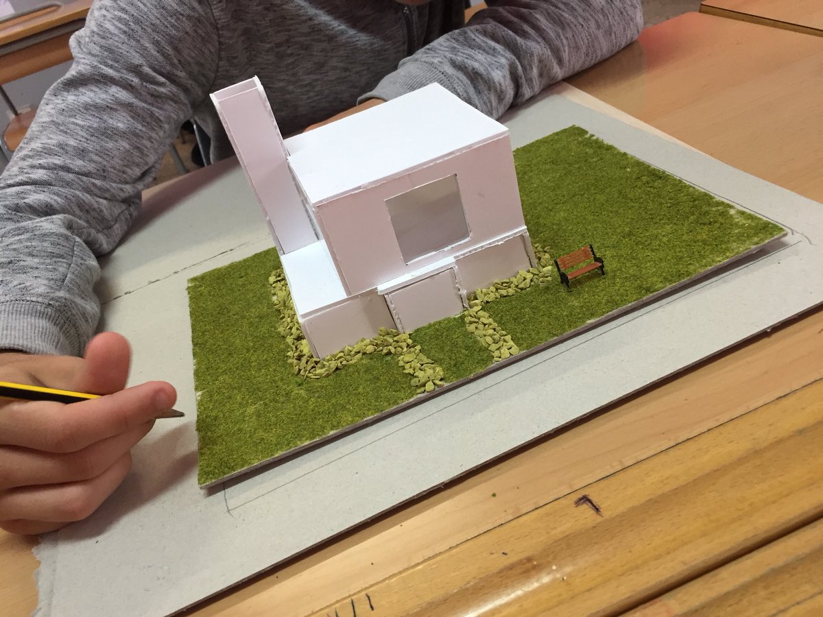 JunegarJune's tweet photo. Creando la base para la maqueta! @dibupuntes https://t.co/kNoOutHEvX