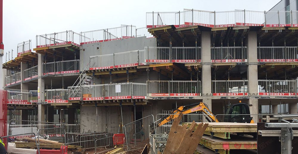 CrosslaneGroup's tweet photo. Construction of the corner tower is progressing well at the new Crosslane PBSA development at Friars Road, #Coventry #student https://t.co/tRVp5GcH97