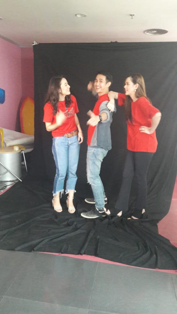 foto tab bintang brg pemain film JARAN GOYANG 
<a href="/AjunDangerous/">AJUN PERWIRA</a> 
cc <a href="/LA_Dangers/">Love Ajun Dangerous</a> <a href="/LA_Dangers3G/">Love Ajun Dangerous</a> @LA_DangersPLG