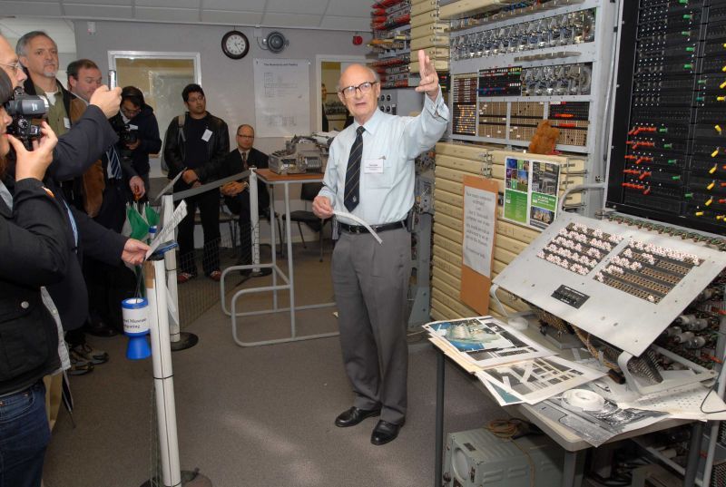 tnmoc's tweet photo. Final call for entries to the Tony Sale Award for Computer Conservation 2018. https://t.co/e1QBJkiFNP #computerconservation #heritage #TonySale #TSA https://t.co/fci9t1RAaR
