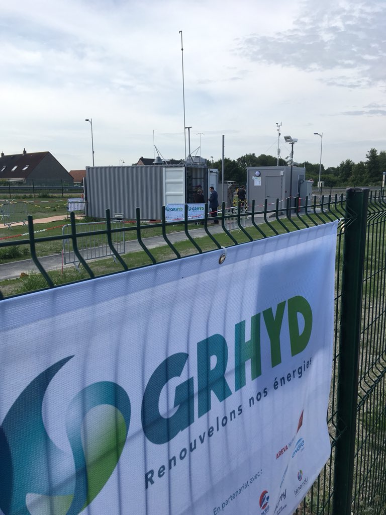 ProjetGrhyd's tweet photo. #InaugurationGRHYD , un projet #PowerToGas d'avenir et de #TransitionEnergetique. Labellisé @rev3 et @TENERRDIS , le démonstrateur est inauguré aujourd'hui ! #FirstInFrance #PlanHydrogene https://t.co/Mp9L4cLRMK