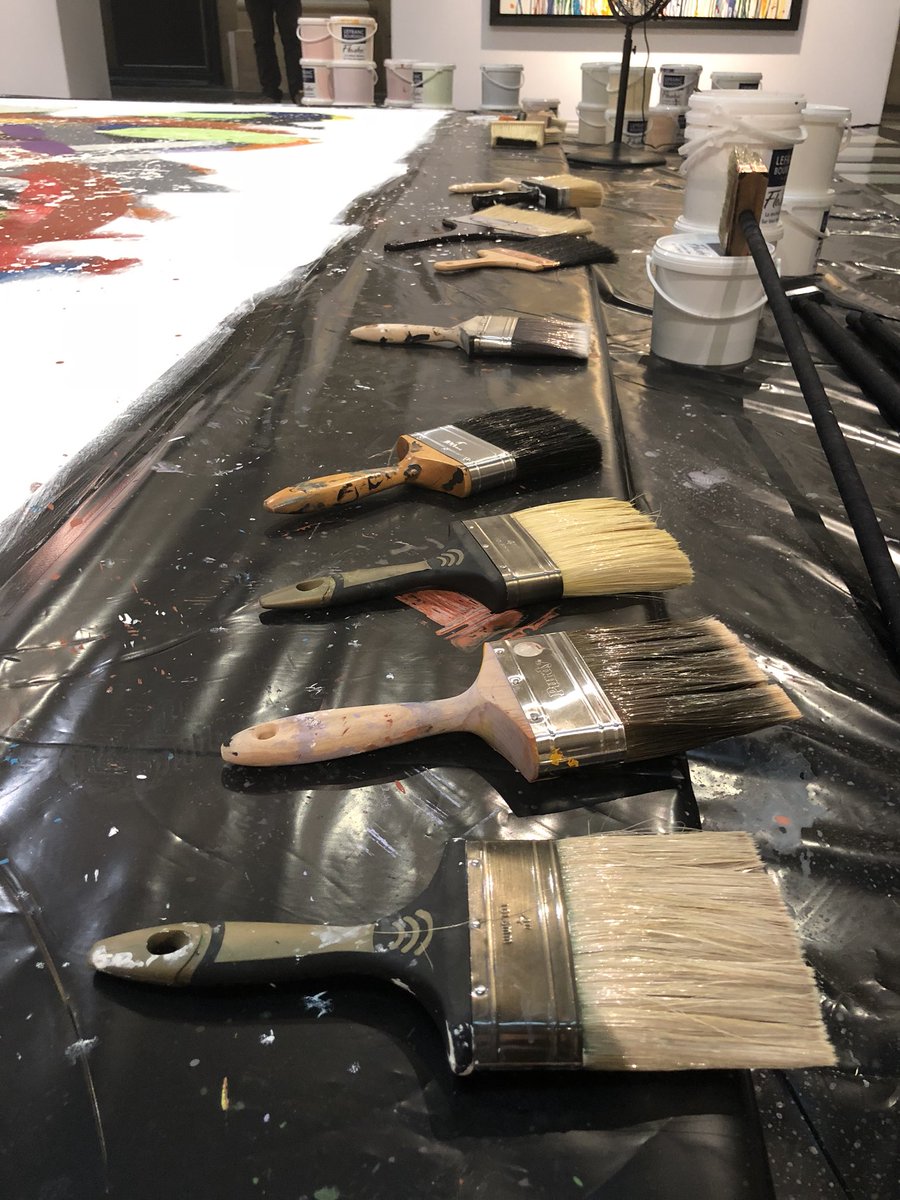 CCI_AMP's tweet image. Performance live exceptionnelle de #JonOne lors de la présentation à la presse de l’exposition #AbstractedLove cc #DPArtEvent