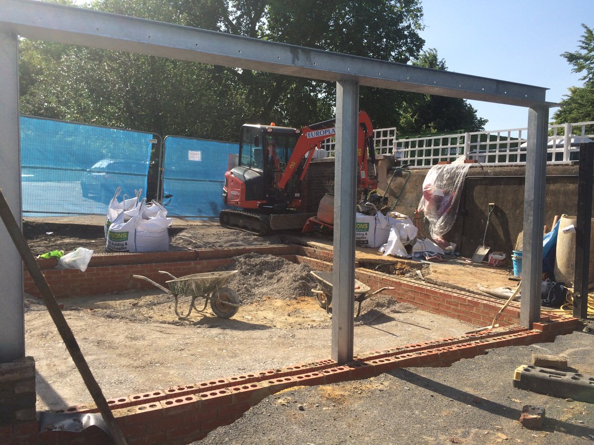 OliverHouse_SW4's tweet photo. Oliver House School's New Early Years Space. See how the building of our new Early Years Space is progressing so quickly. Due to open in September 2018. https://t.co/g573iYgzVh https://t.co/VmZh4ZMsnq
