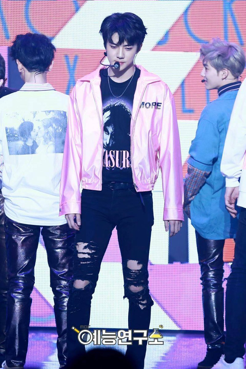 zephyrph_'s tweet photo. [HQ] 160611
EXO #SEHUN Music Core
Photo cr. logo

#dafBAMA2018EXO @weareoneEXO
-🐩 https://t.co/tD6MFRJcDS