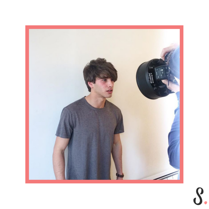 gettingslick's tweet photo. #LoveIsland has officially taken over our lives again but we were stopped in our tracks when @cosmopolitanuk shared images of @eyalbooker with #straighthair! So much so, we HAD to share....  #TeamEyal #perfectcurls https://t.co/ZzxM9GMWTU