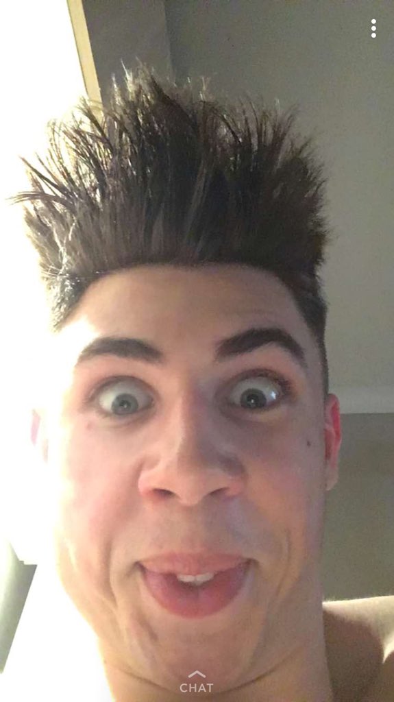 jay_gilb3's tweet photo. Happy birthday brosine @daniel_milmine #staymassive https://t.co/91VCs4AhcA