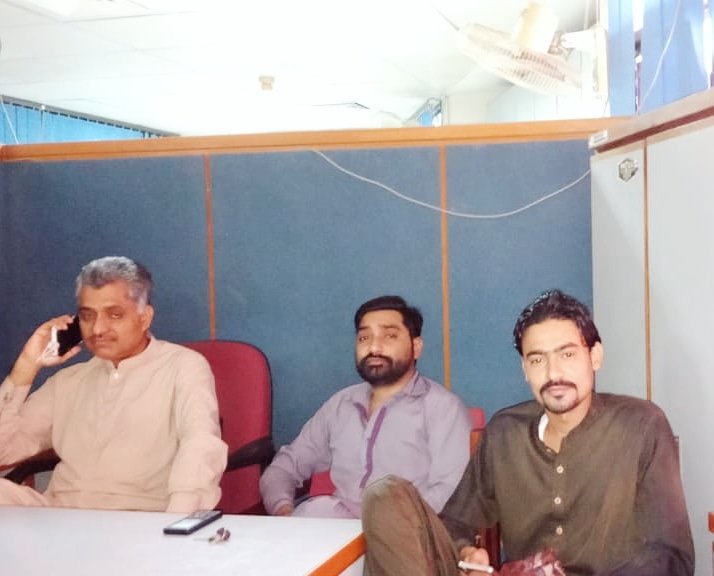 ImranKhanzada_'s tweet photo. Greatfull Meeting With @LiaquatShahani_ Sb General Sec.. PPP Cultural Wing Sindh. Along With Brother's @Shoukat_Abbasi8 @AnwarAbbasiPPP @AghaAsadPPP @ImranAl34772455 @NadirAliNadirPP @Afaquealibhatt1 @TariqHQaziPPPCW Att State Life Building Hyderabad . https://t.co/uHZfMsomhU