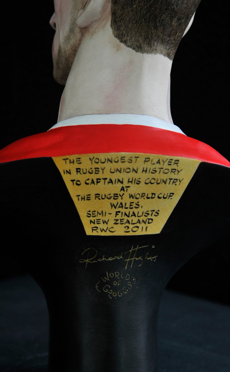 WorldOfGroggs's tweet photo. 📢 Unique Sam Warburton Wales World Cup 2011 Bust 
All the details can be found here ⬇️
https://t.co/K5awG4Lvxw
@SW7_Testimonial https://t.co/Y7OGOBMvDb