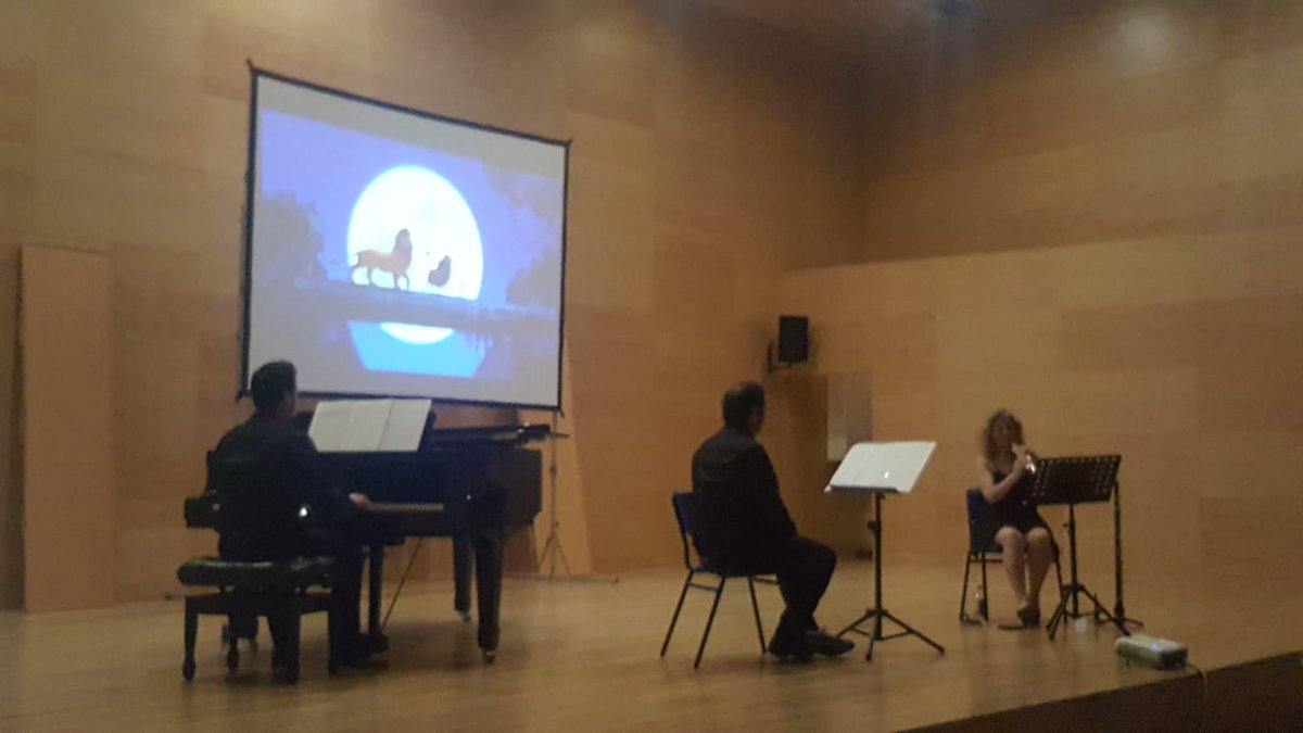 entreculturas14's tweet photo. Gracias a todos!!!
La música de "Pasión por el Cine" tendió ayer un  puente por la #Educación en Haití y R.D.del Congo.
https://t.co/iJtQ5HRiPj
@albertodepazmo 
@Entreculturas https://t.co/QgTiHX02Nq