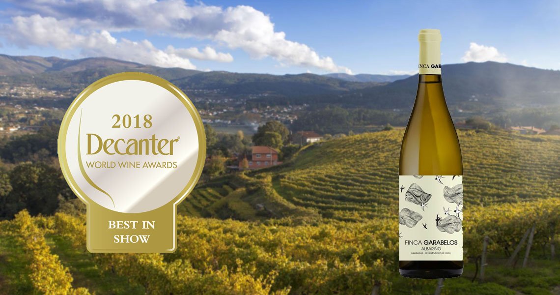 Finca Garabelos, un vino 100% Albariño de la D.O. Rías Baixas, ha sido considerado “uno de los 9 mejores vinos de España” tras el avance de los resultados del concurso DWWA de Decanter de este año 2018 😃 ow.ly/lKgg30knQ71 #Ibiza #Formentera #restaurantes