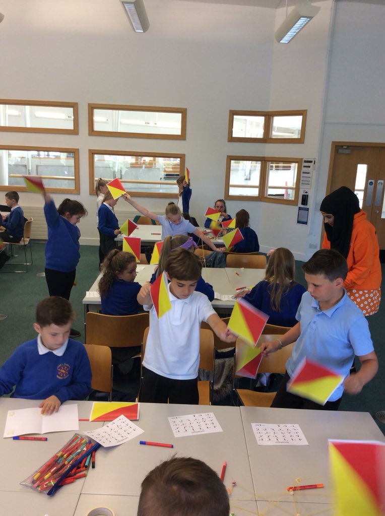jfkprimary's tweet photo. Year 5 are deep in concentration, trying to communicate through Semaphore. https://t.co/yJuZWDzrcq