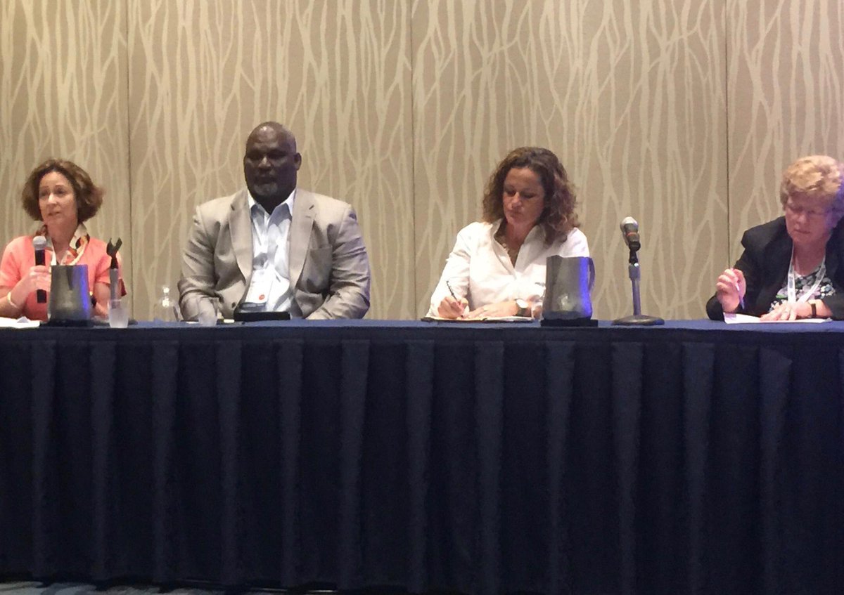 hoh_milspouse's tweet photo. At #ADCSummit discussing the impact of #MilSpouse employment issues on military readiness - Working with our community partners to identify solutions to military spouse unemployment and underemployment is critical to national security & the retention of our all volunteer force https://t.co/yege9JSkwh