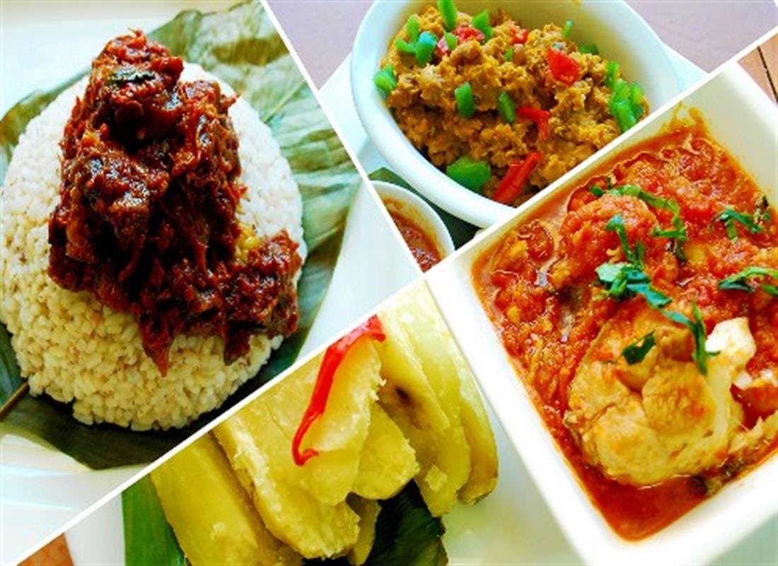 CTweenie's tweet image. 15 of Africa's favorite dishes. Pap en vleis/Shisa nyama, South Africa. Feast your eyes on these succulent steaks. Piri piri chicken, Mozambique. Stop. Jollof rice and egusi soup, Nigeria. Bunny chow, South Africa. Kapenta with sadza, Zimbabwe. Chambo with nsima, Malawi.