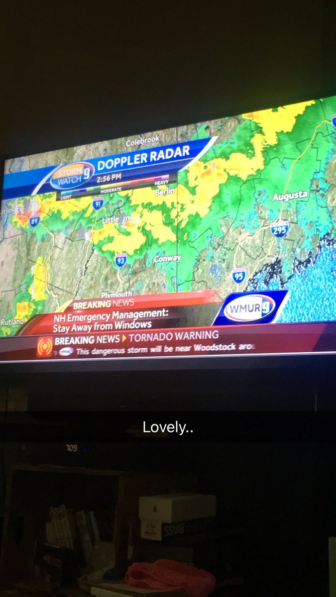 FlyAwayAly's tweet photo. Oh this is absolutely lovely.. tornado warning along with heat advisory and severe thunderstorm warning... ⚠️ ⚠️ https://t.co/eXLahDvL1H