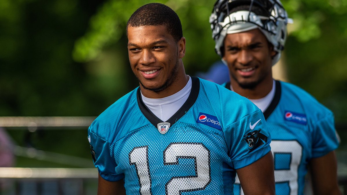 WR DJ Moore has signed his rookie contract 💫 panth.rs/Xm1JlU https://t.co/1P8vG4ttM4