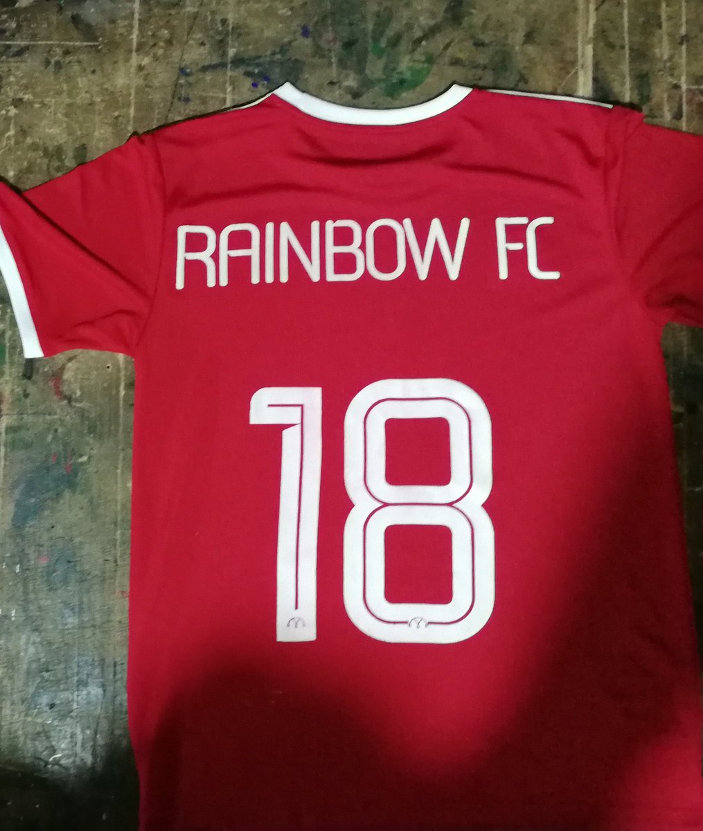 mayniak_SW's tweet photo. Rainbow FC in Cameroon. 

#CutOutToConquer #MCMXVIII https://t.co/2PKnEsUuQl