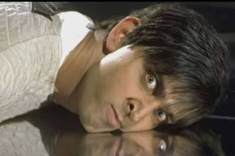 Organic_potat0's tweet photo. #14yearsofLakshya 
A young mind fully confused of career and future . I think we all have seen Karan Shergill in mirror. 

Bring back this hairstyle @iHrithik 
This was your cutest look out of all❤️❤️❤️❤️ https://t.co/TbvOCDBZ8p