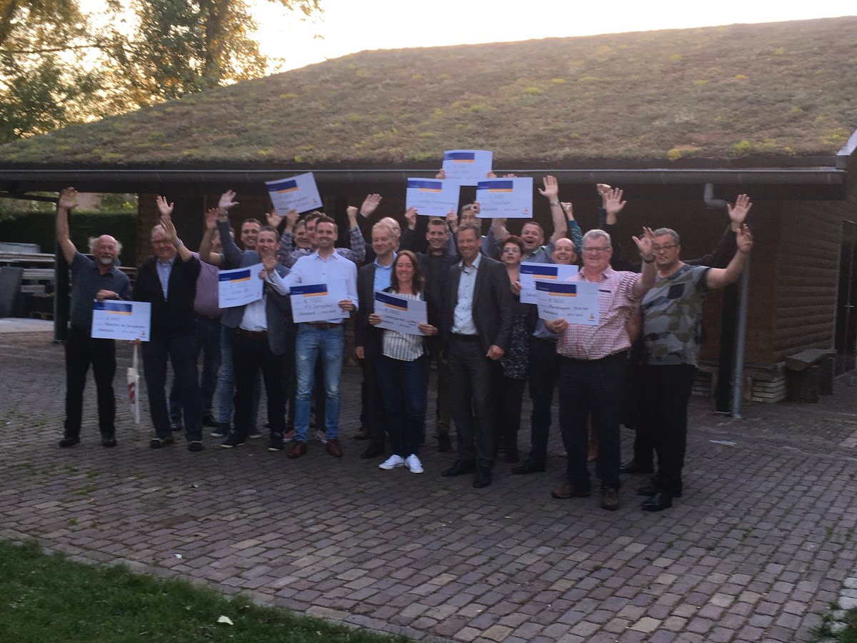 aembreg's tweet photo. Iedereen blij met de uitkering van de wederkerigheidsvoorstellen Rabobank West-Brabant Noord. Mooie initiatieven https://t.co/wRs21TAgVj