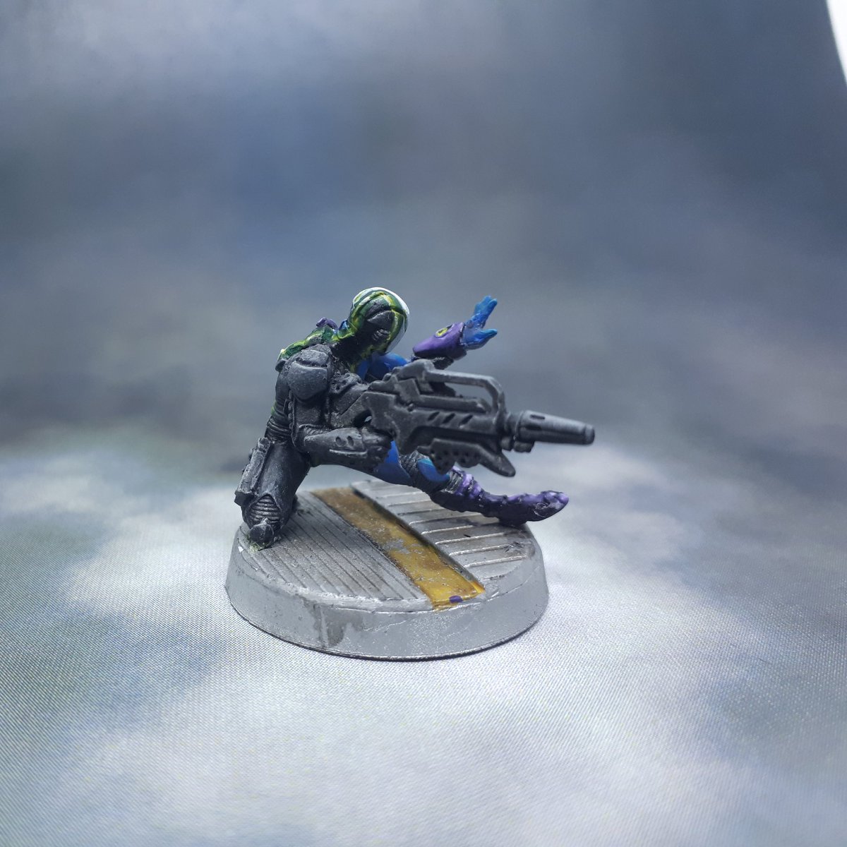 The_H_Bom's tweet photo. Spektr Hacker coming out of Camo. #Nomads #Bromads @InfinityTheGame https://t.co/Qz3UpulbwV