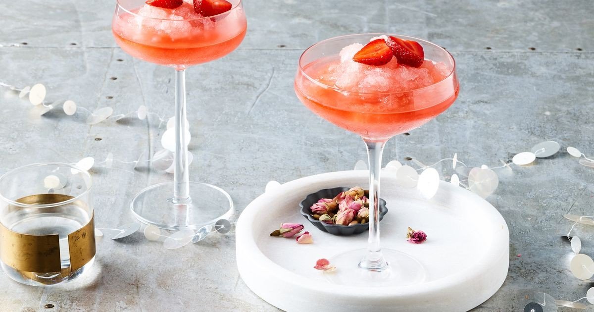 Book a group super club meal with us @TheOCHWooler and each guest gets a free 'Frose', that's Ice and Rose!!!!