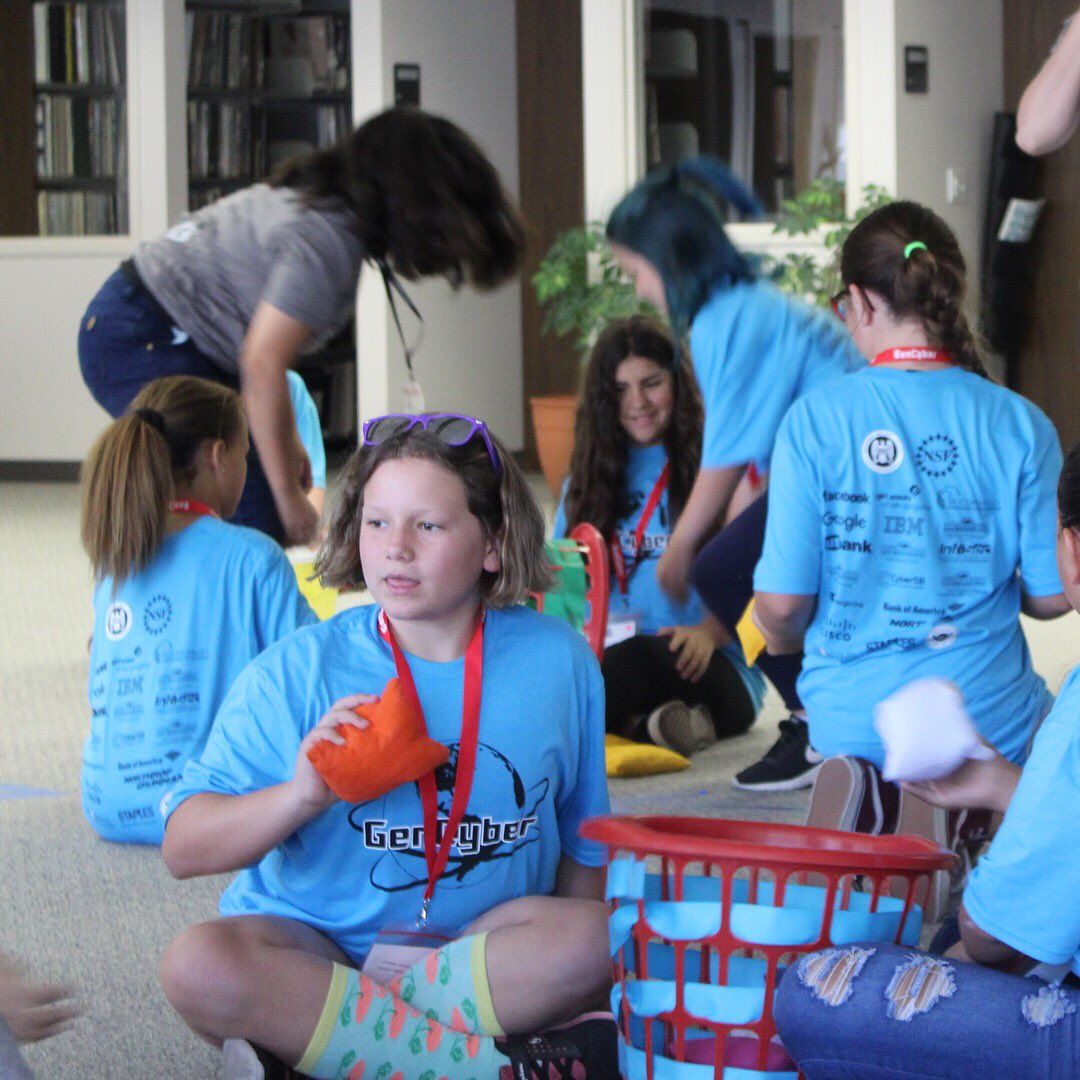 CSUSBcyber's tweet image. How does the internet work? If you attended our Pitchin’ Packets session, you’d know! Cisco was nice enough to come down again to show us how packets travel! Thank you so much!
#gencyber
#csusb
#gssgc
#cisco
#scouts