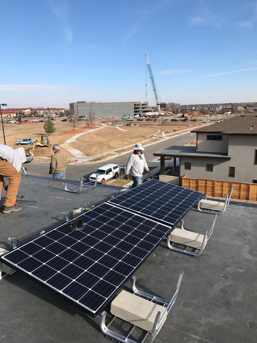ARE__Solar's tweet photo. 🏢🏗☀️ #SunPoweredLife https://t.co/RxS3txVv8k