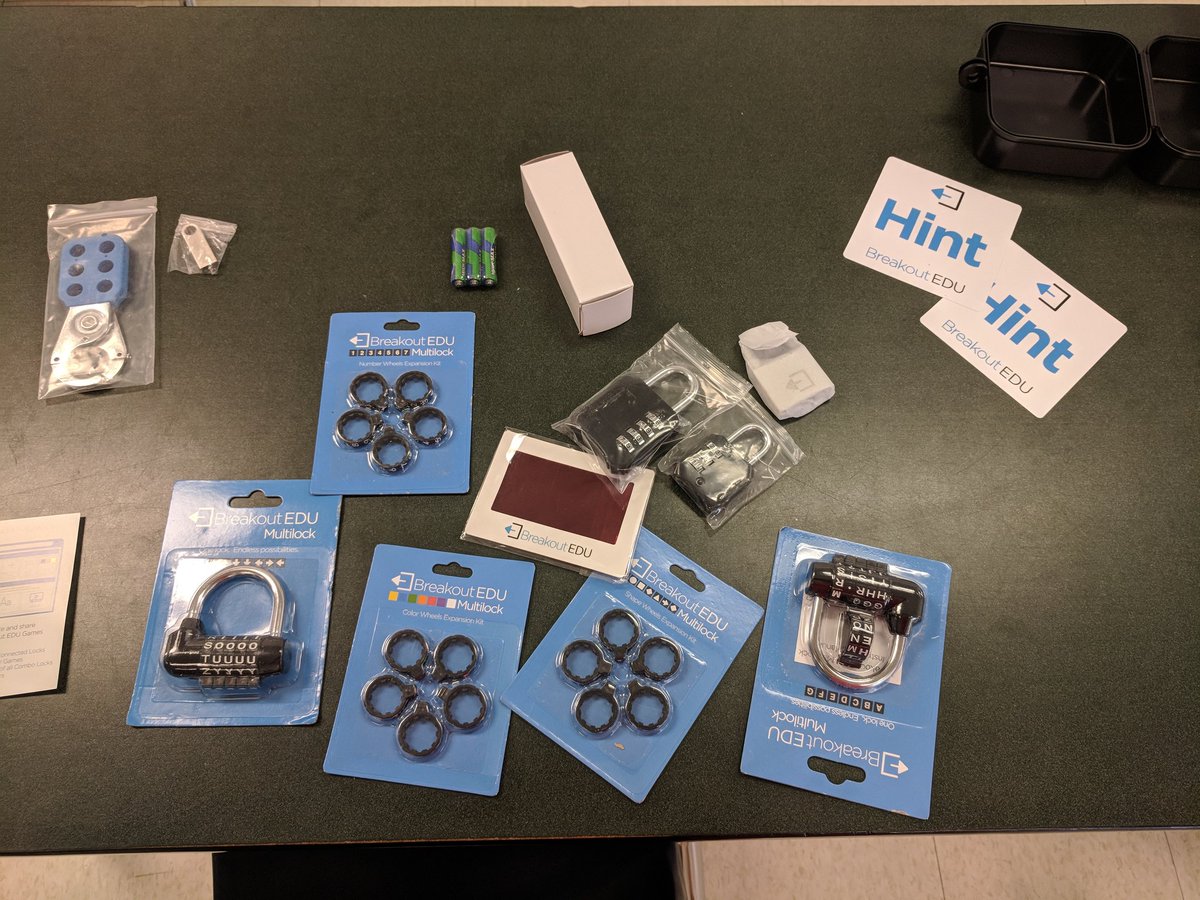 nicolestogaitis's tweet image. On créer nos propres jeux d&apos;évasion en fin d&apos;année! Tout commence par une bonne histoire...@Collegefrancais #math9 Mme Bernatchez #collaboration #créativité @ManonSavard4 @MDarrouzes @LandriaultJosee @elkerrin #cfviamonde #breakoutEDU #escapegame #cforp