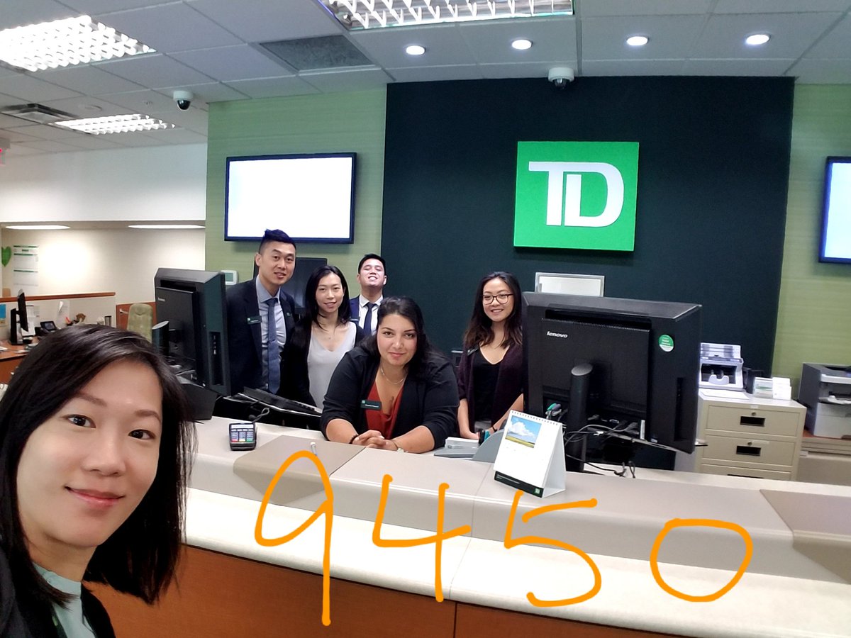 ayuen113's tweet photo. Kicking off Employee Appreciation week with the teams at Cambie &amp; 8th and False Creek!  Looks like a GREAT start! @janiceleung_TD @Huynh_ @JuliaKelly_TD @AdamChu_TD https://t.co/imEBwN3VEl
