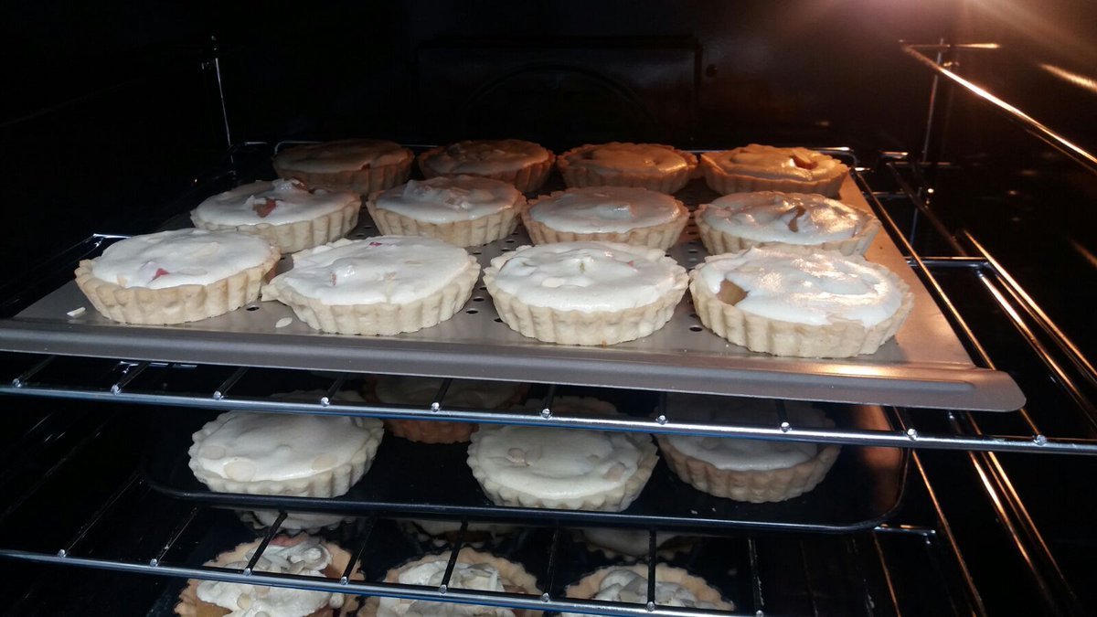 TeaCaddyAndCake's tweet photo. From farm shop to the oven and ready for the restaurant. You can't get more local that this. Rhubarb frangipane tarts. On the Father's Day menu at @saluteleeds yesterday. #leedscatering #rhubarb #rhubarbtart #rhubarbtriangle https://t.co/toRf49gbdP