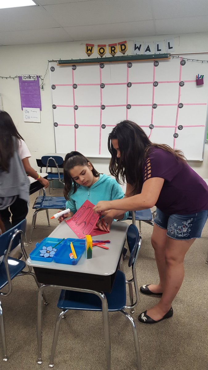 tarheelbd's tweet photo. Day 1 of #IMEPSTEM Summer school! We made some STEM Name tags. @imepregion1 https://t.co/VFKUjnV7On